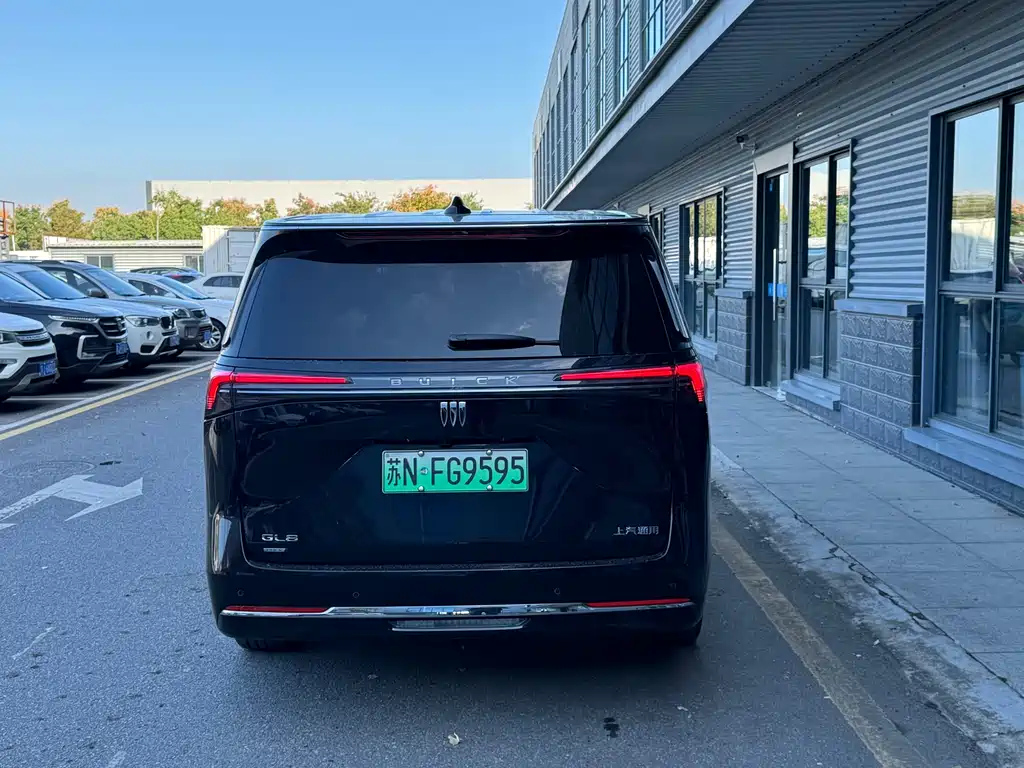BUICK GL8 NEW ENERGY 2025