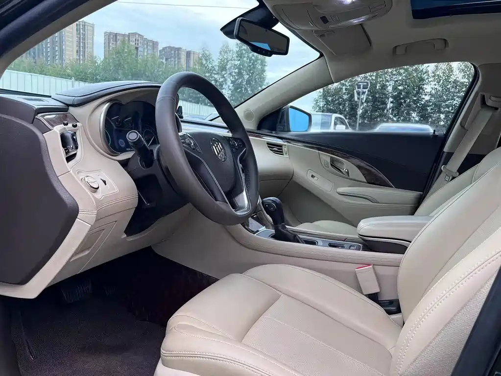 BUICK LACROSSE 2013