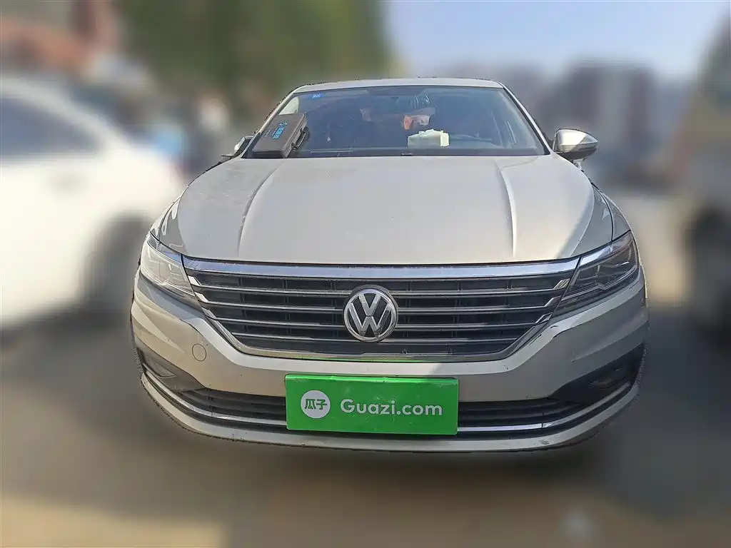 VOLKSWAGEN LAVIDA 2019