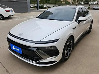 Заказать HYUNDAI SONATA