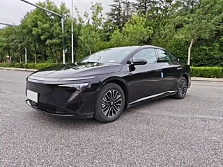 NISSAN N7