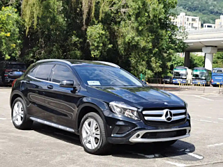 MERCEDES BENZ GLA 2017