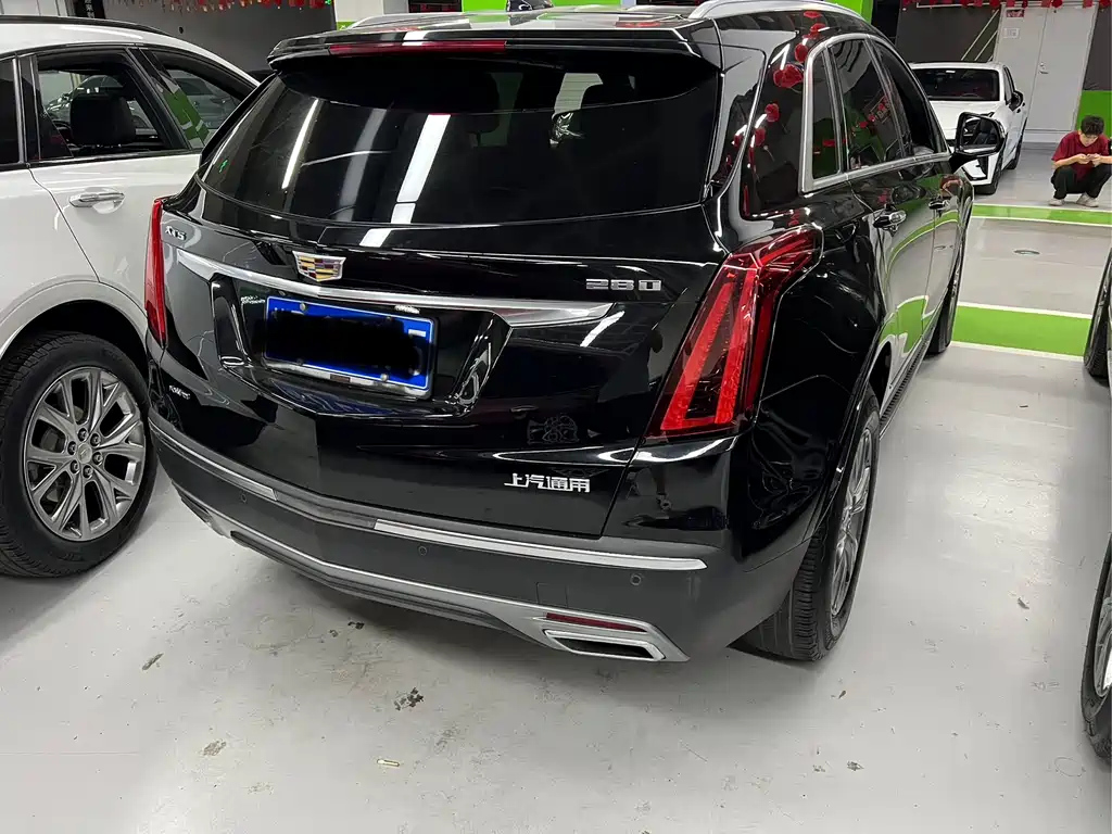 CADILLAC XT5 2020