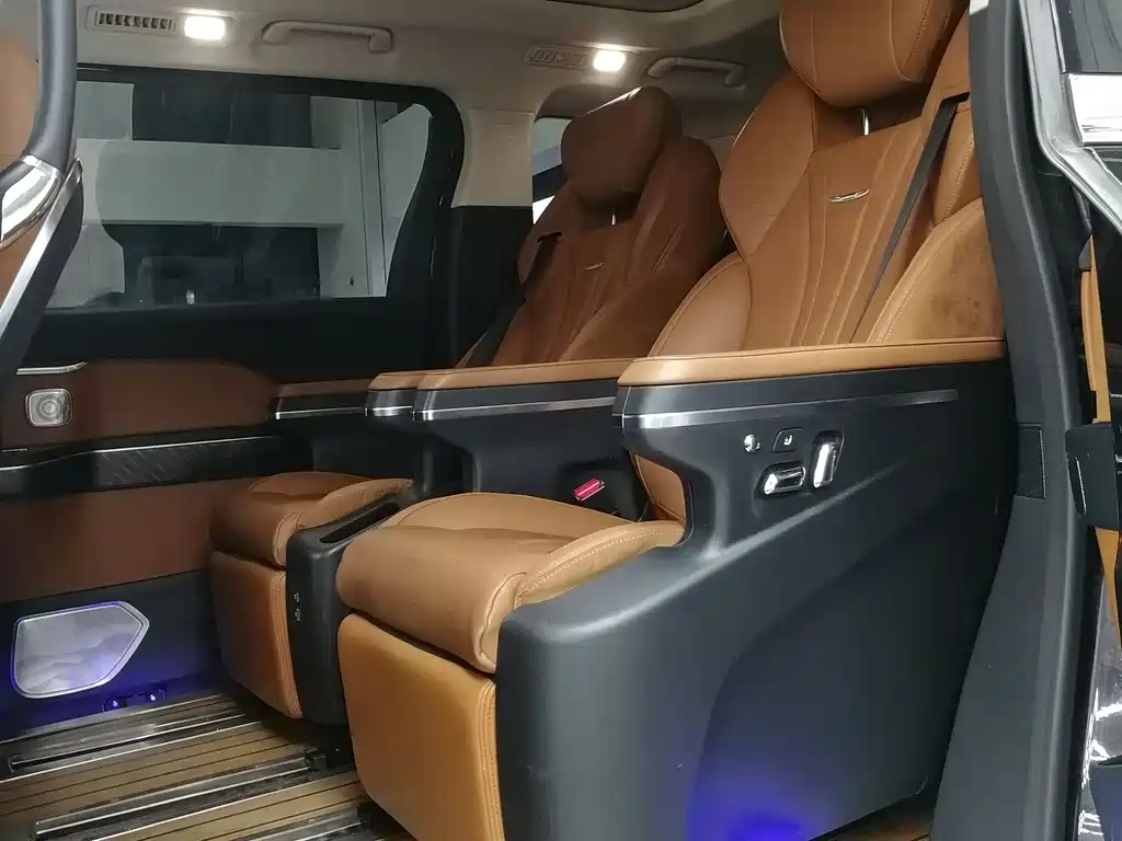 HONGQI HQ9 2023