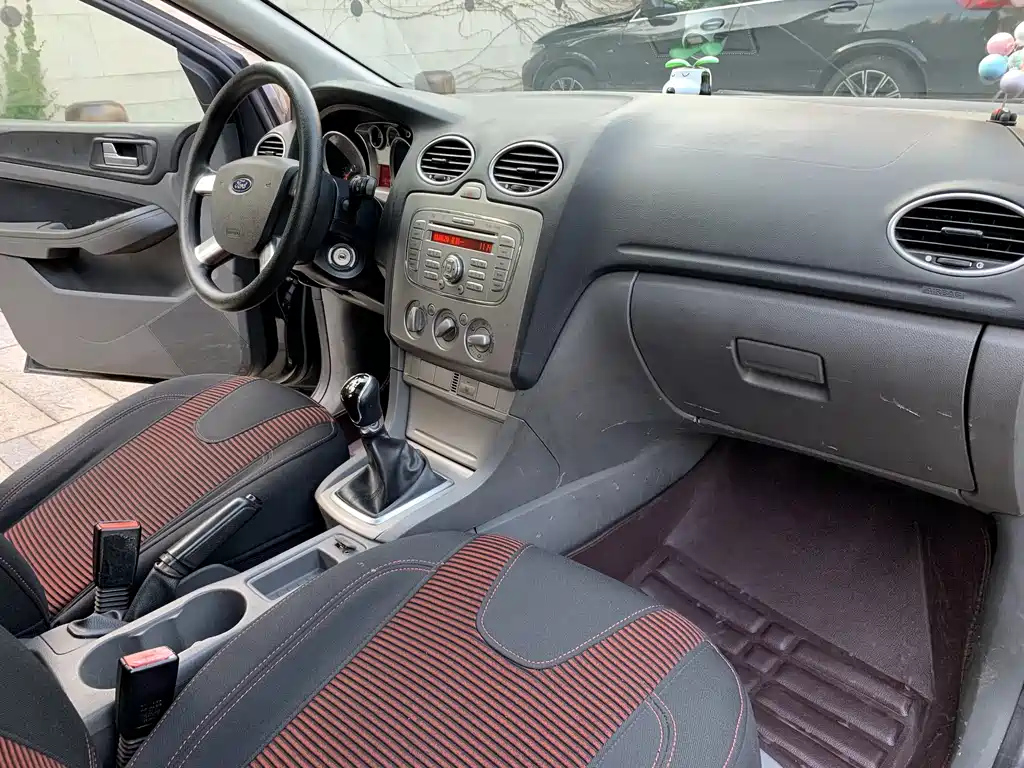FORD FOCUS 2013