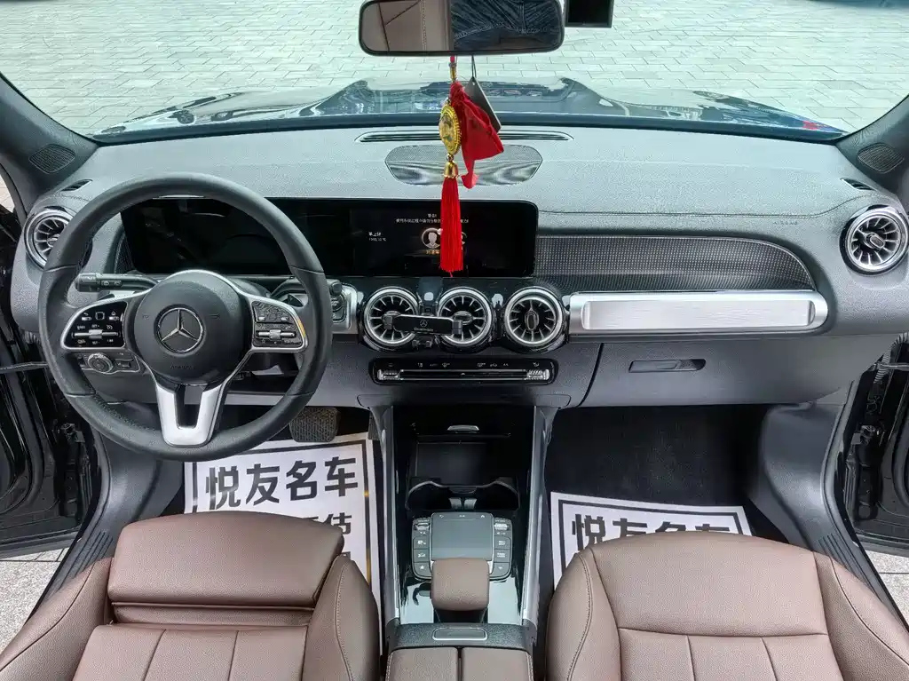 MERCEDES BENZ GLB 2022