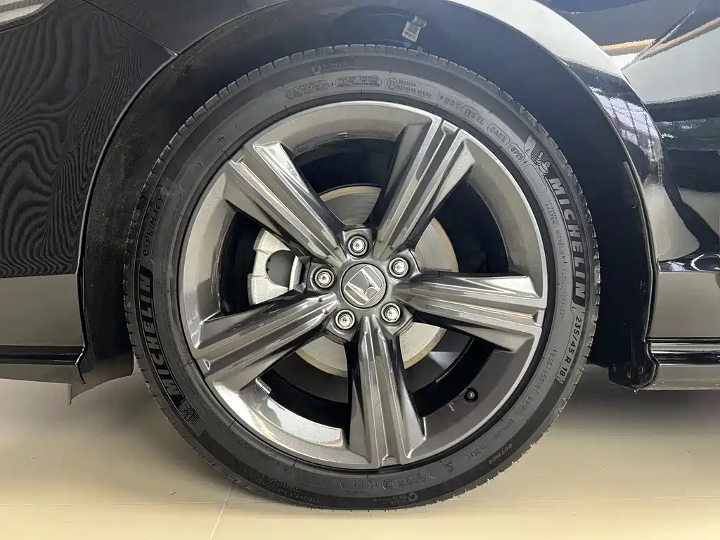 HONDA INSPIRE 2025