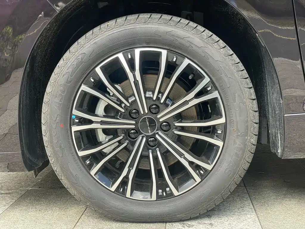 DONGFENG XINGHAI V9 2025