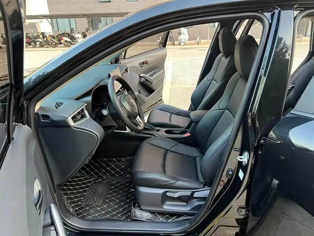 TOYOTA FRONTLANDER 2024