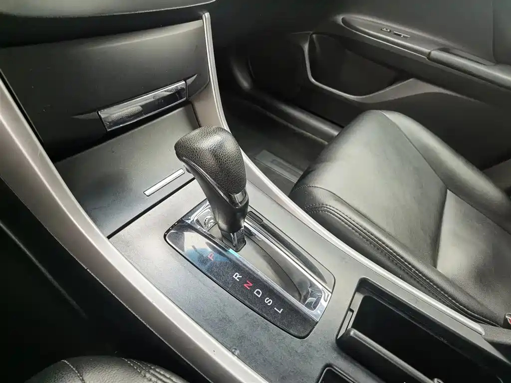 HONDA ACCORD 2015