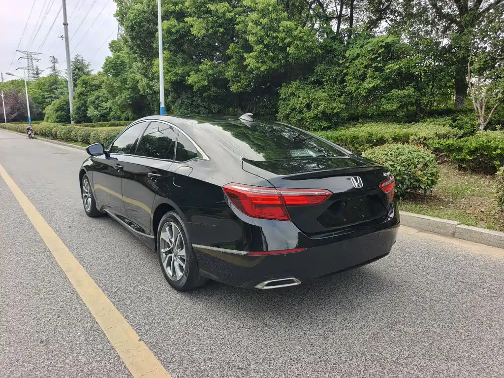 HONDA INSPIRE 2019