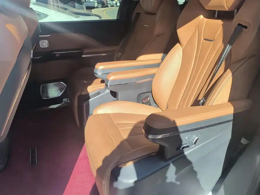 HONGQI HQ9 2024