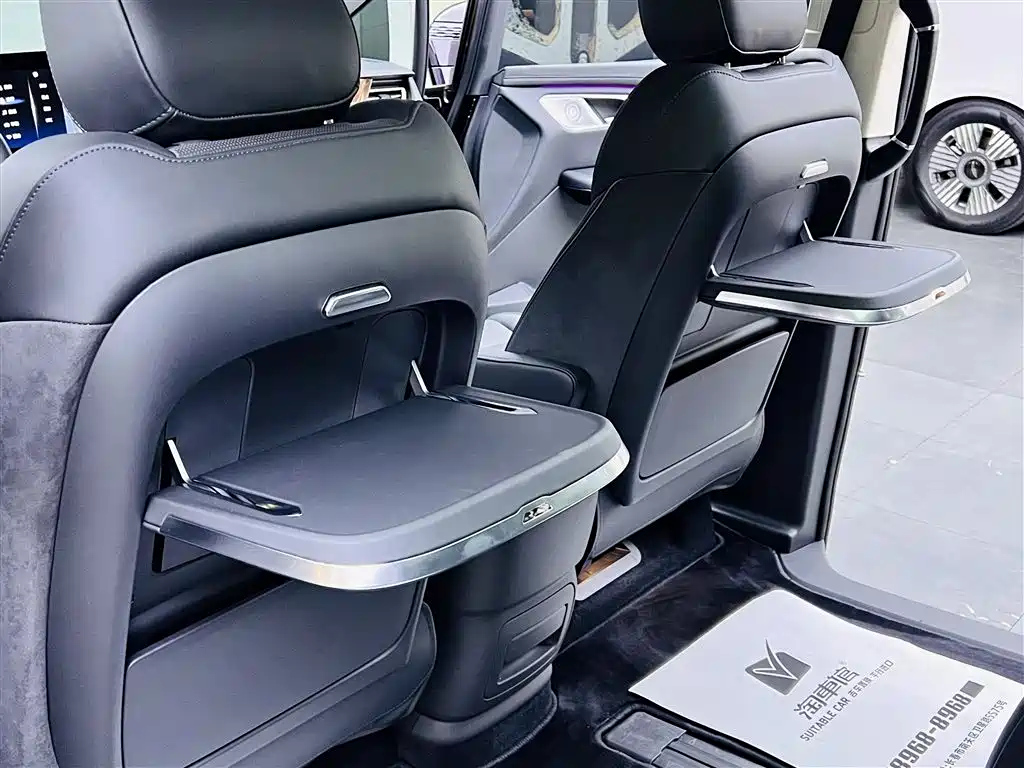 HONGQI HQ9 2023
