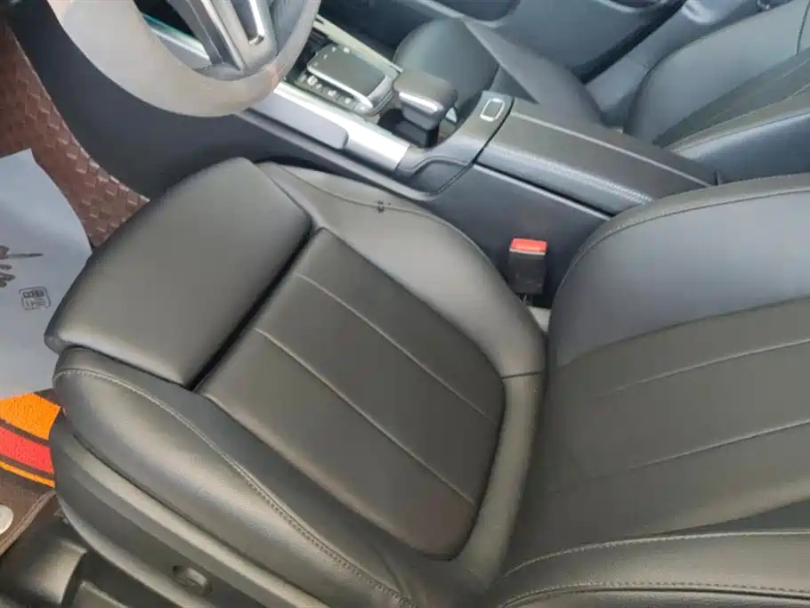 MERCEDES BENZ GLB 2022