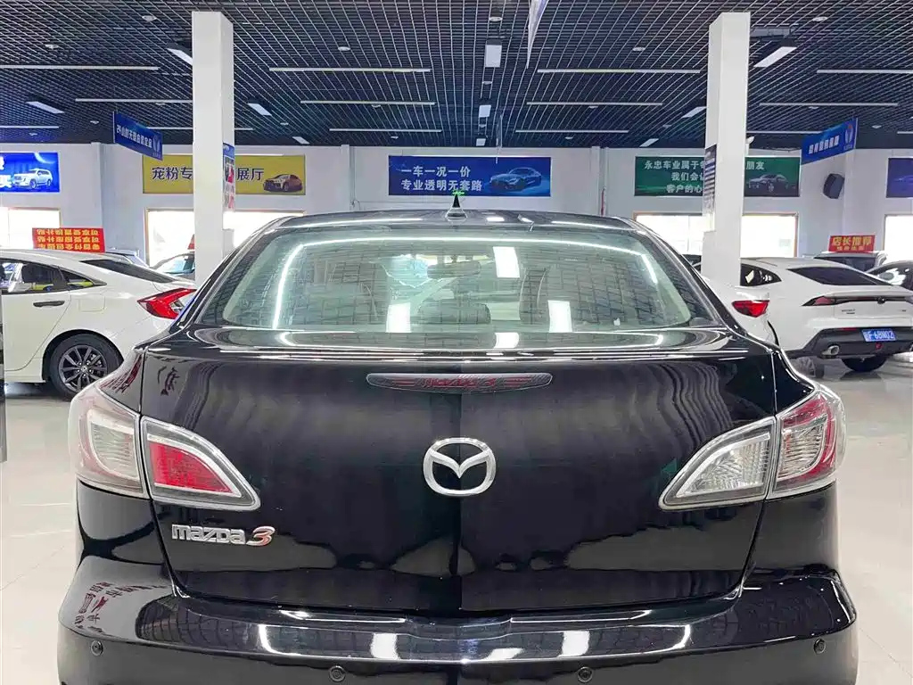 MAZDA 3 XINGCHENG 2011