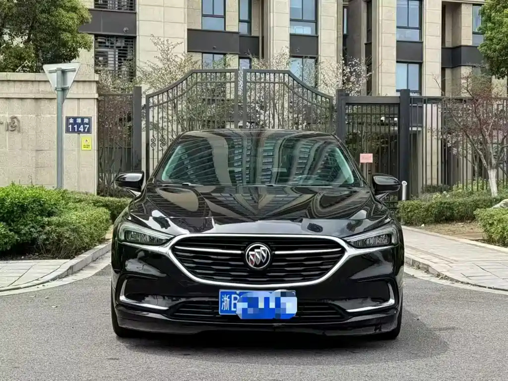 BUICK LACROSSE 2019