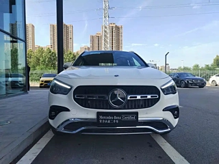 MERCEDES BENZ GLA 2024 YEAR GLA 200 2024