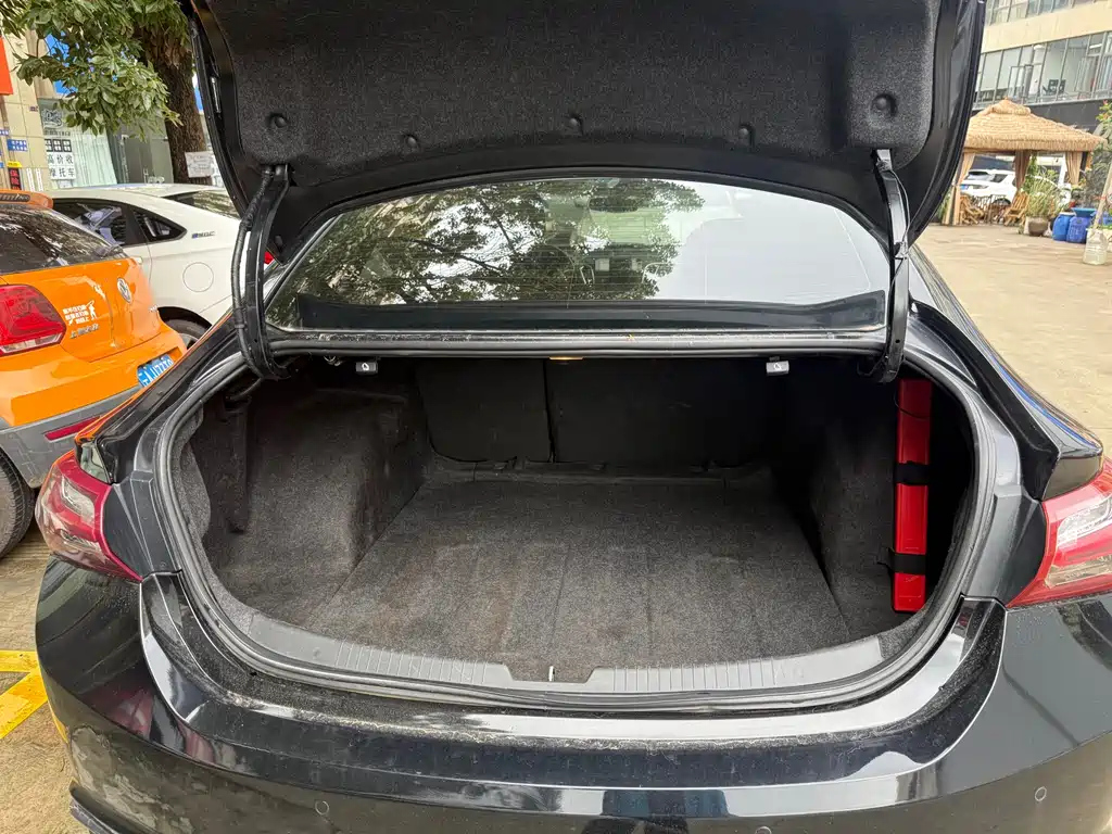 CHEVROLET MALIBU XL 2021