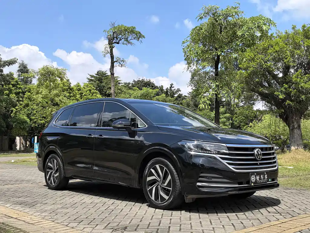 VOLKSWAGEN VILORAN 2022