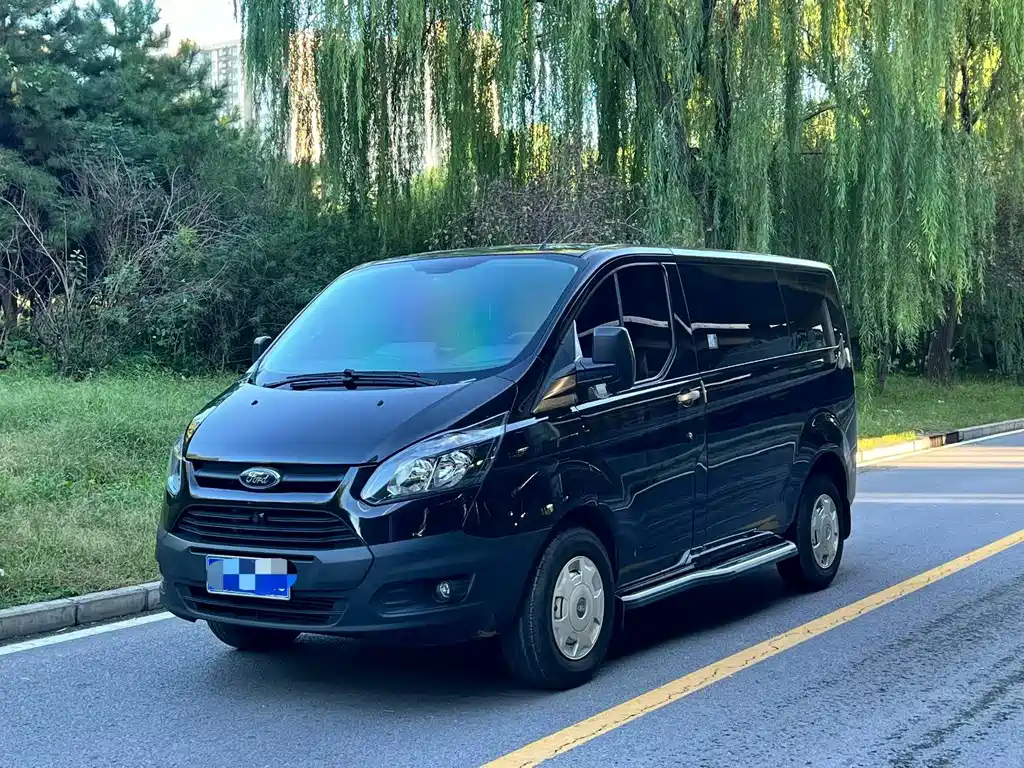 FORD TRANSIT 2022