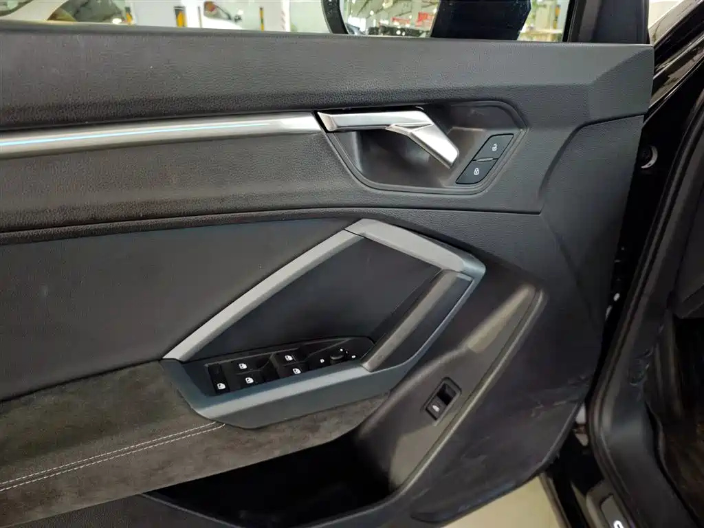 AUDI Q3 SPORTBACK 2021