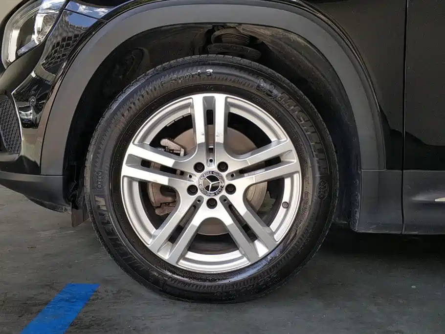 MERCEDES BENZ GLB 2022