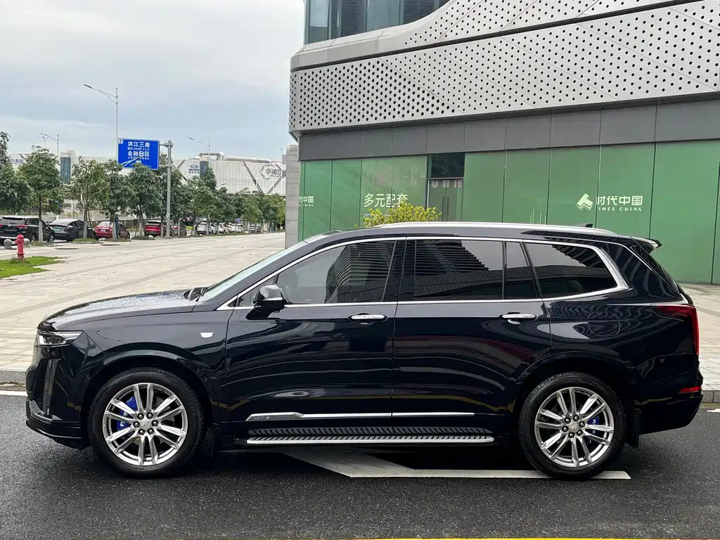 CADILLAC XT6 2023