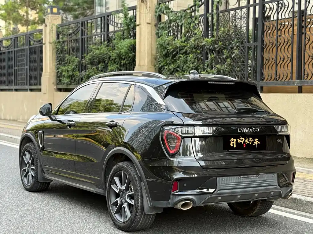 LYNK&CO 01 2021