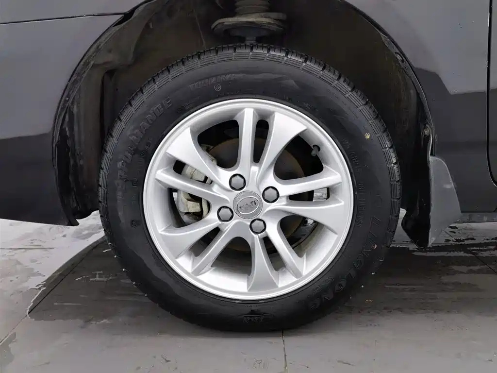 BYD F3 2019