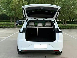 LI AUTO L6  2024 YEAR MAX 2024