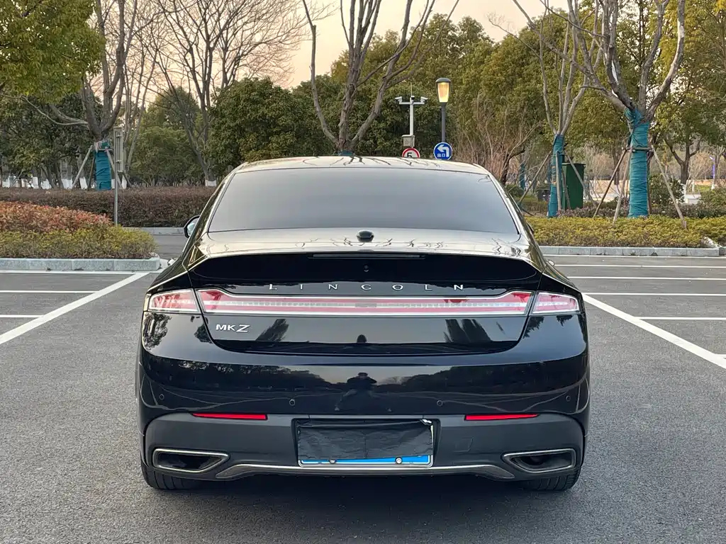 LINCOLN MKZ 2019