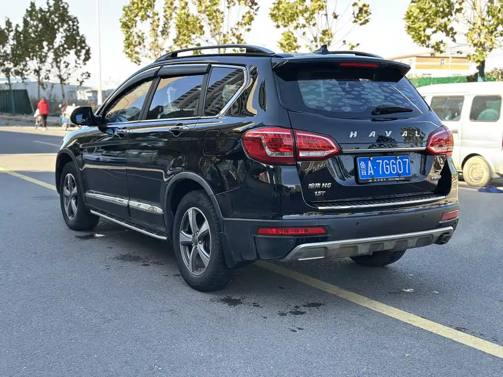 HAVAL H6 2015