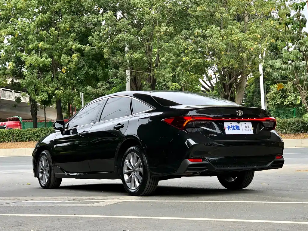 TOYOTA AVALON 2025