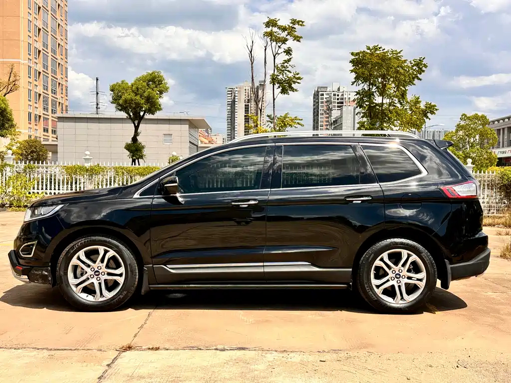 FORD EDGE 2018