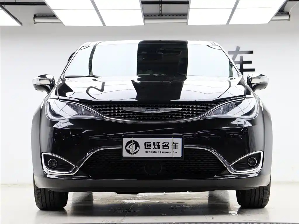 CHRYSLER OTHER 2017
