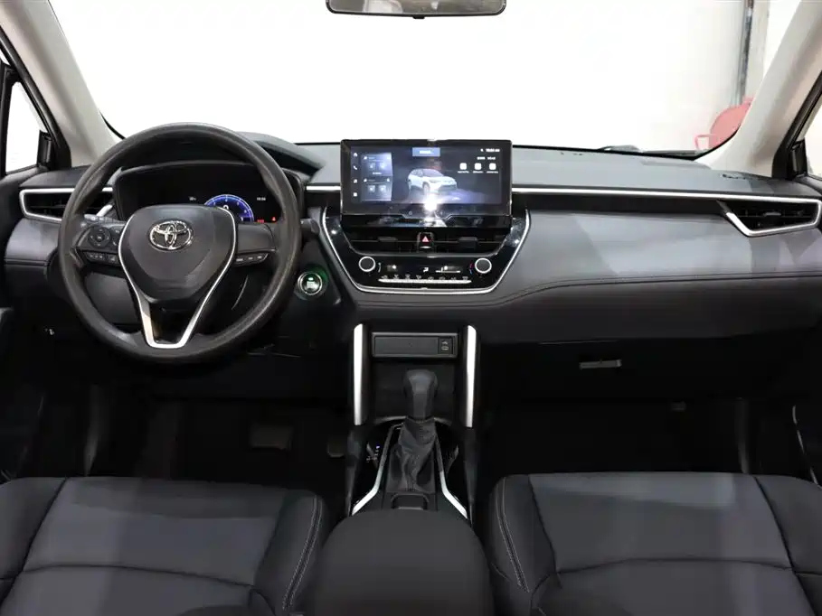 TOYOTA FRONTLANDER 2023