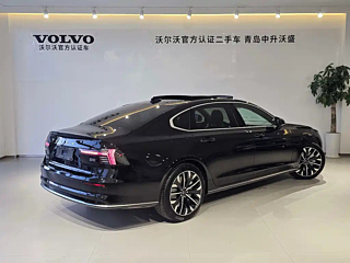 VOLVO S90 2025