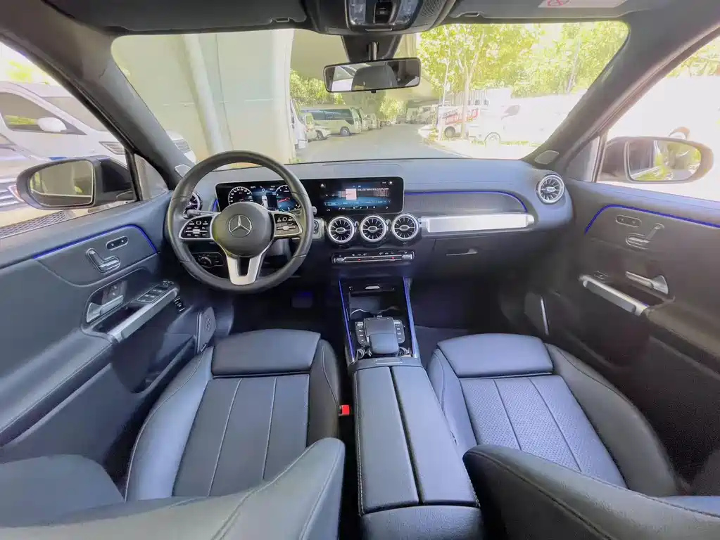 MERCEDES BENZ GLB 2020