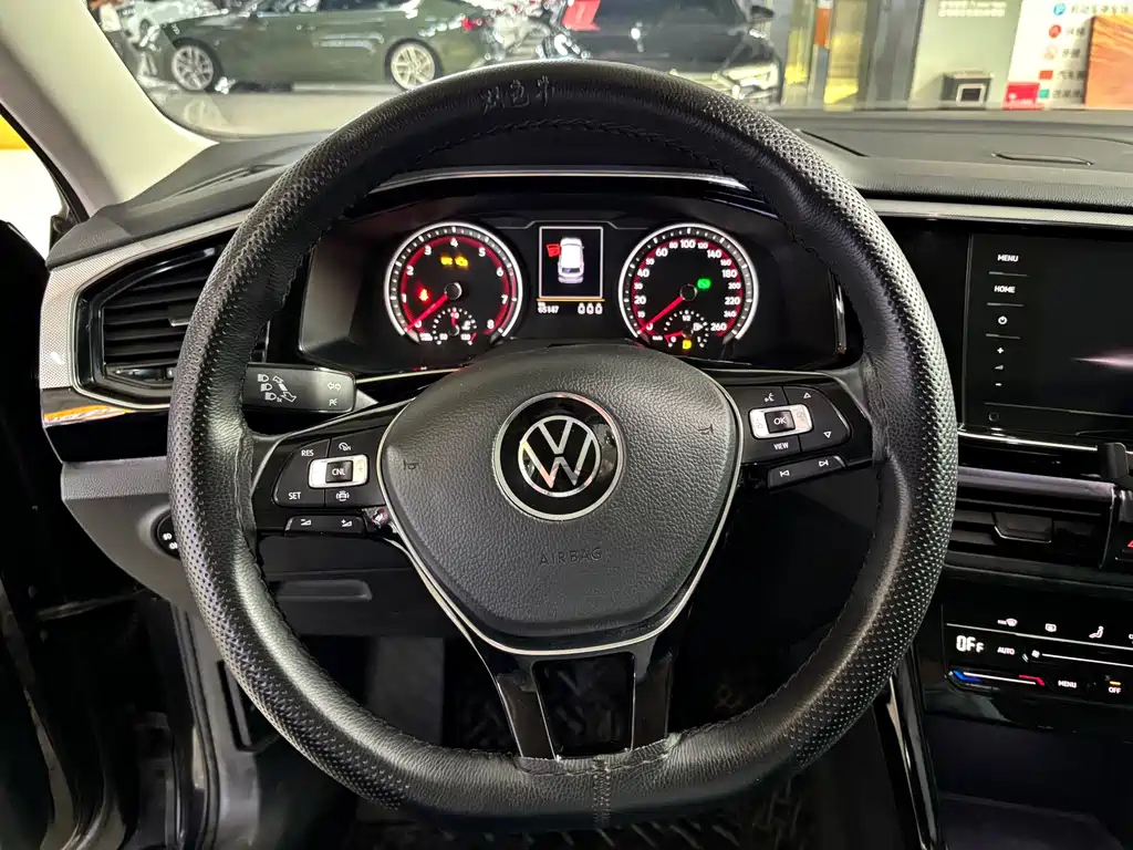 VOLKSWAGEN TAYRON 2020