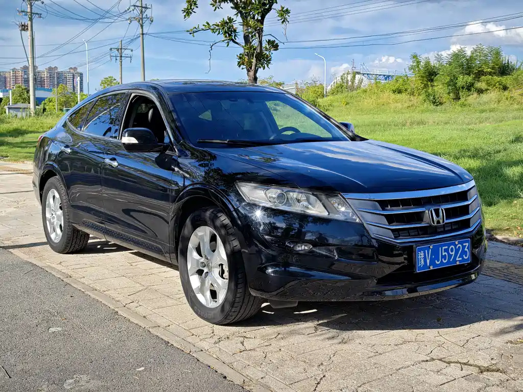 HONDA CROSSTOUR 2014