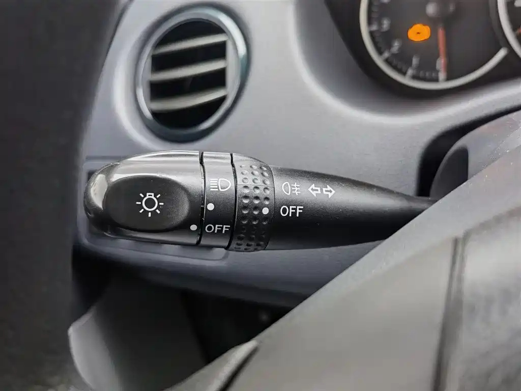 SUZUKI SWIFT 2017