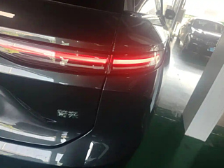 NIO ES8  2024 YEAR 75KWH 2024