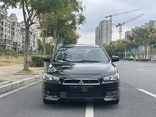 MITSUBISHI LANCER EX 2013