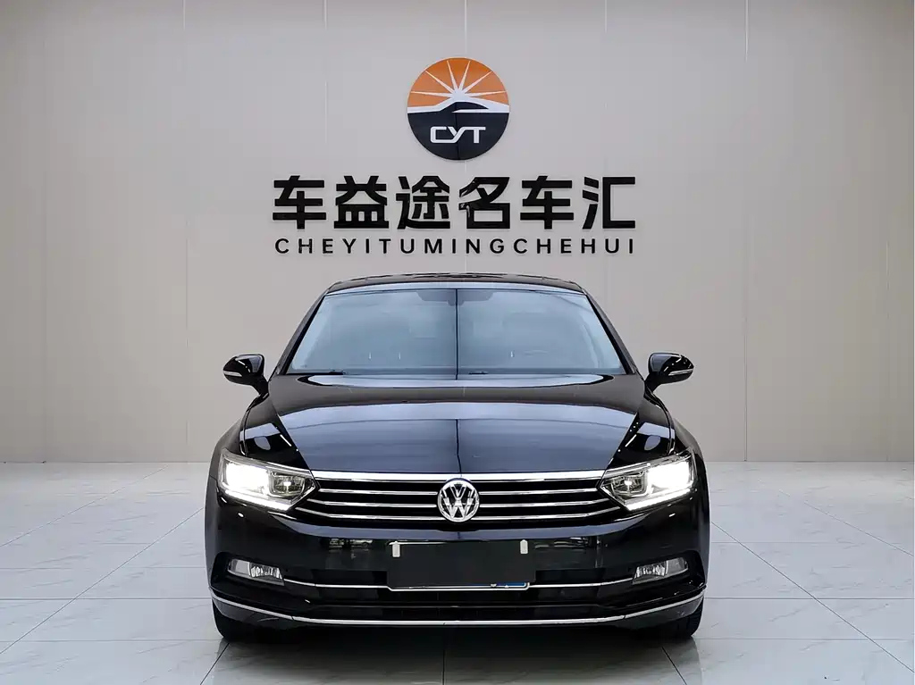 VOLKSWAGEN MAGOTAN 2018