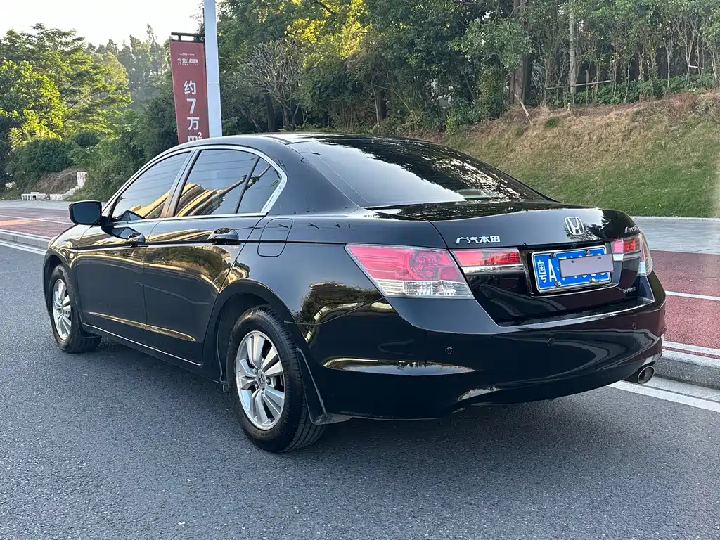 HONDA ACCORD 2011