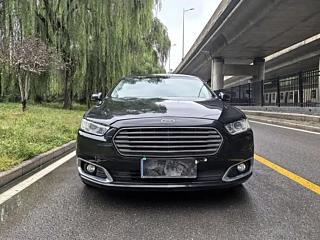 FORD TAURUS 2016