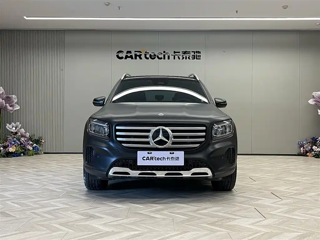 MERCEDES BENZ GLB 2024