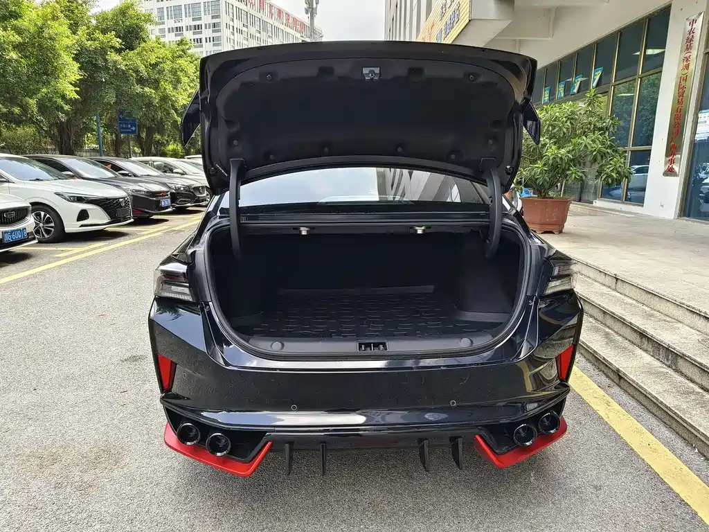 DONGFENG AEOLUS MAX 2021