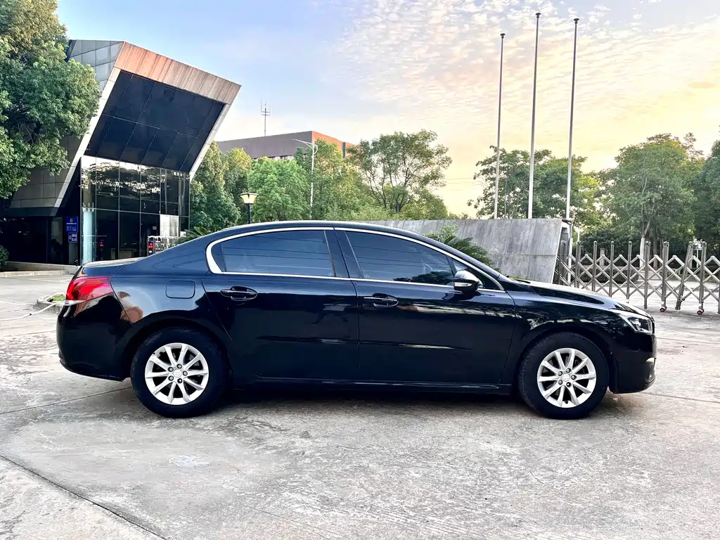 PEUGEOT 508 2017