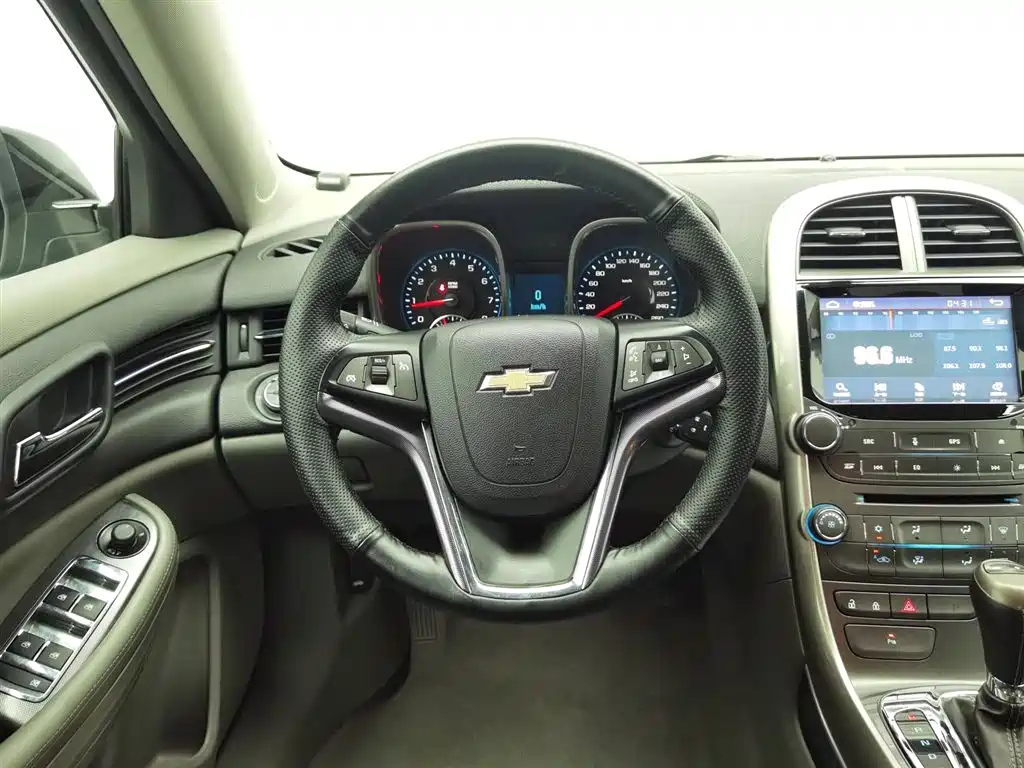 CHEVROLET MALIBU 2012